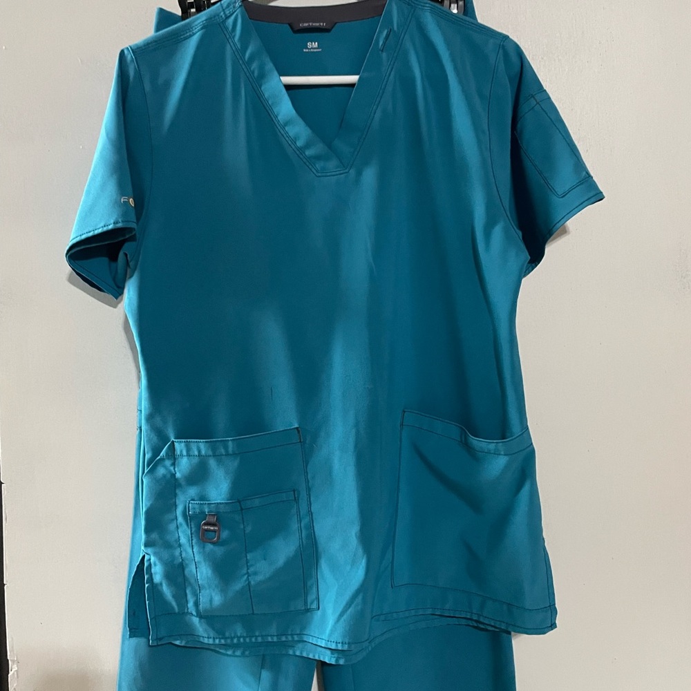 Carhartt scrubs